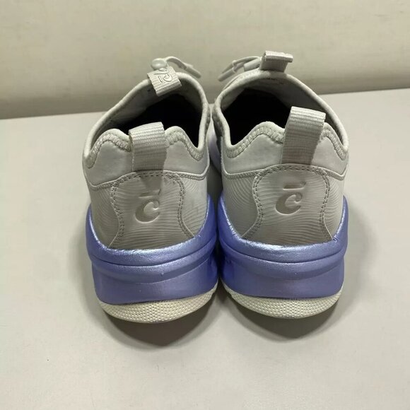 NEW CLOVE Classic Sneakers Size 7 Healthcare Comfort Toggle Fluid Resistant - Picture 4 of 6